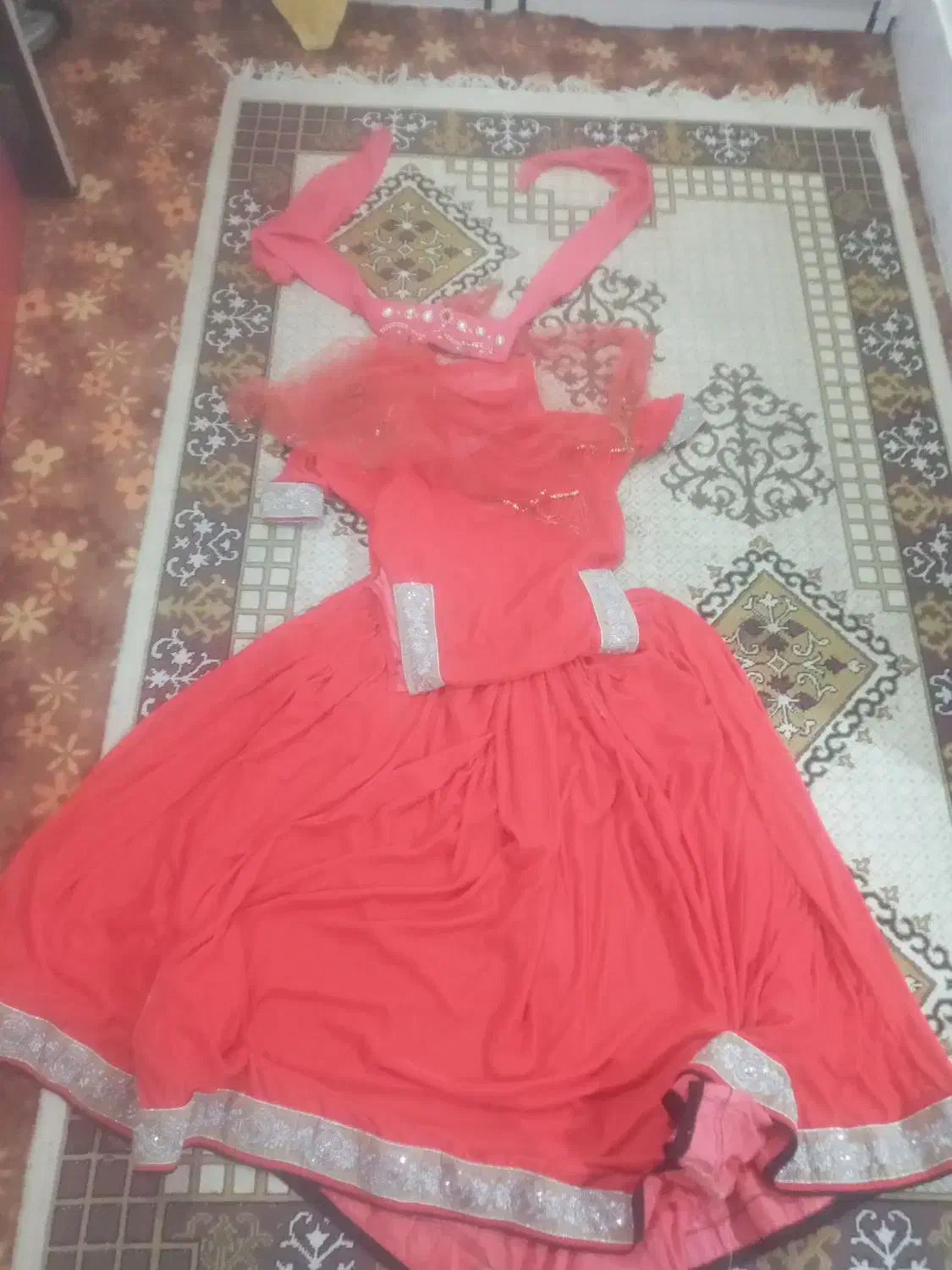 لباس محلی|لباس|لردگان, |دیوار