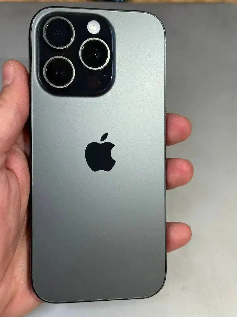 Iphone 16 pro ZAA 256 ایفون 16پرو|موبایل|کرج, چهارصد دستگاه|دیوار