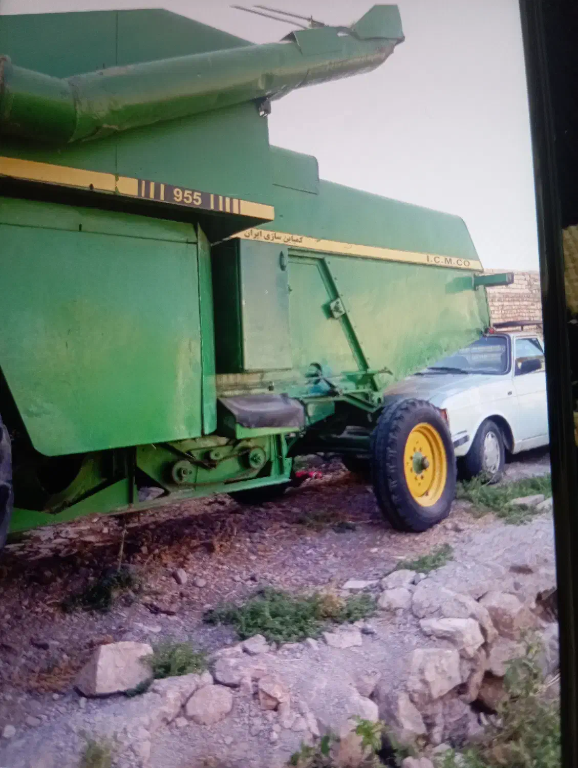 درحدنو|خودرو سنگین|میانه, |دیوار