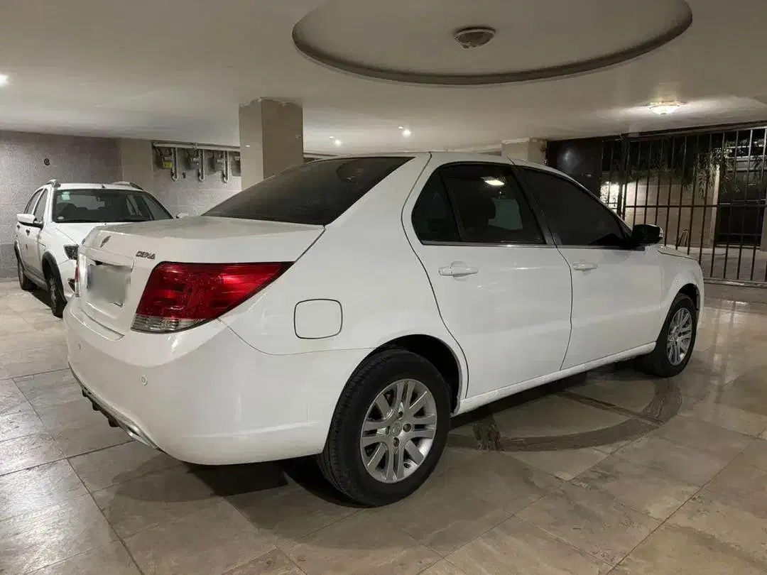 دنا معمولی بیرنگ مدل۹۵|خودرو سواری و وانت|کرج, ساماندهی|دیوار