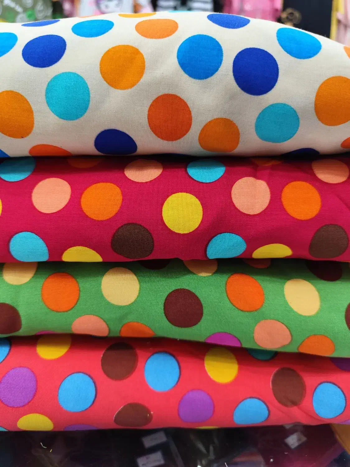 پارچه چادر جمیل|لباس|درگهان, |دیوار