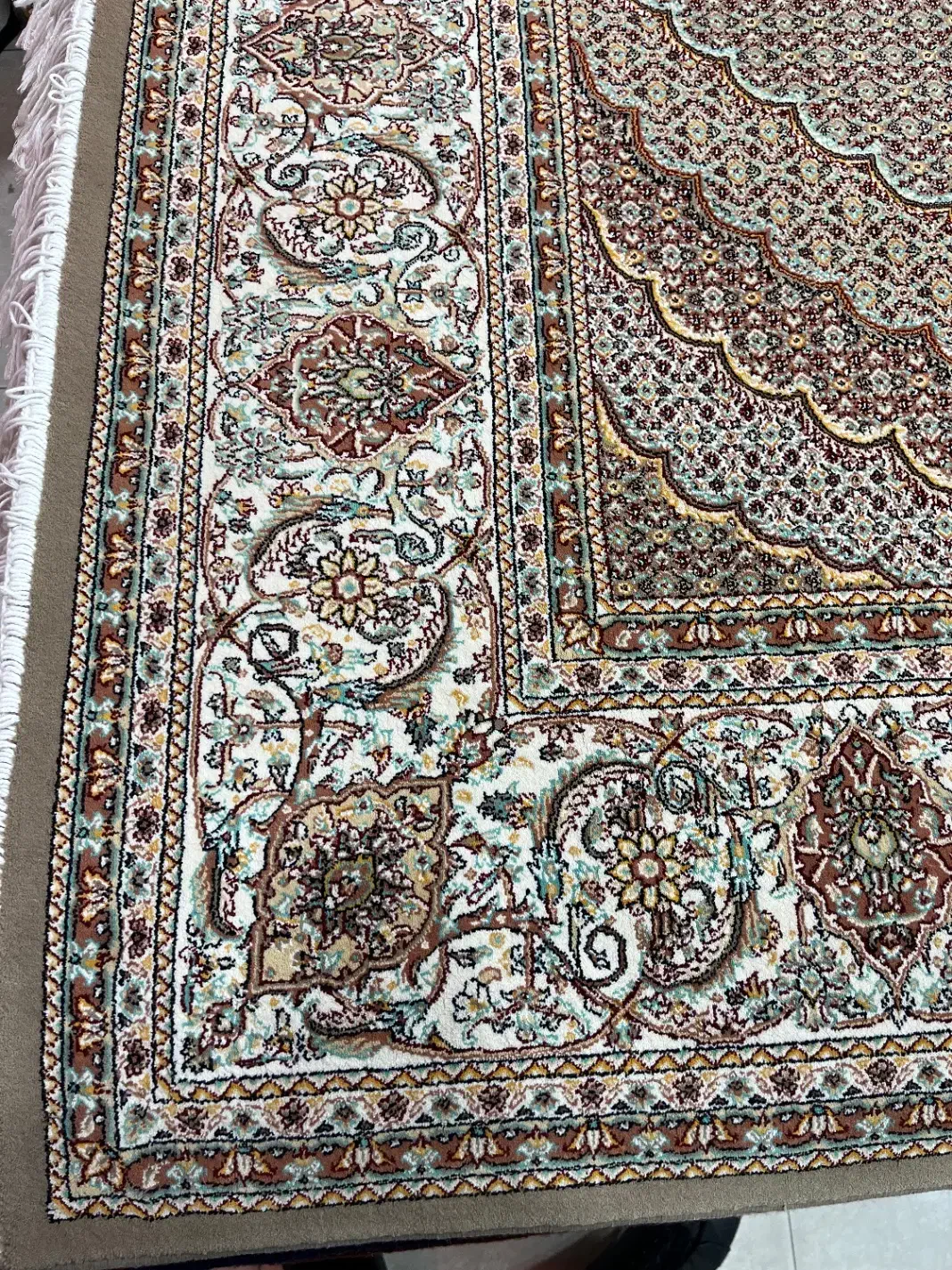 دوجفت فرش ماهی ۷۰۰شانه ۶متری|فرش|خوی, |دیوار