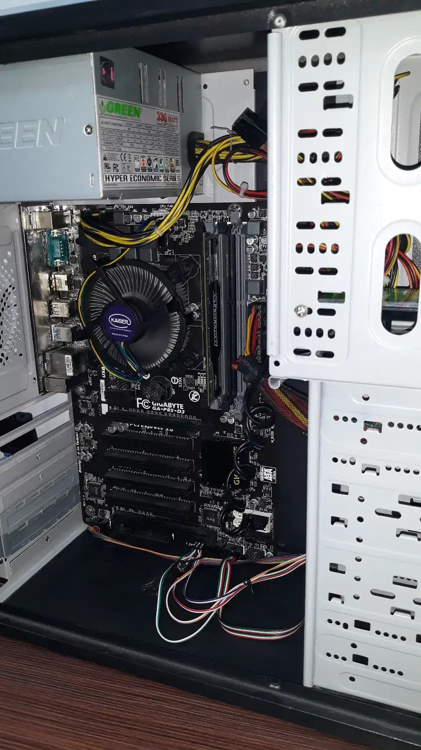 کیس کامپیوتر نسل 4 (قابل ارتقا)|رایانه رومیزی|جهرم, |دیوار