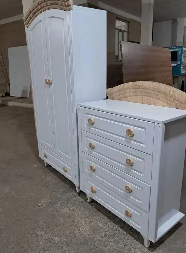 کمددراور سفید طرح چوب|میز و صندلی غذاخوری|محمدشهر, شهرک صنعتی زیبادشت|دیوار