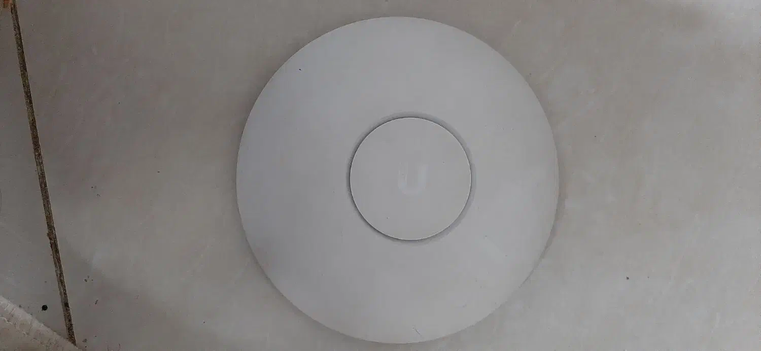 اکسس پوینت یوبیکیوتی مدل UniFi UAP-AC-LR|مودم و تجهیزات شبکه|قم, پردیسان|دیوار
