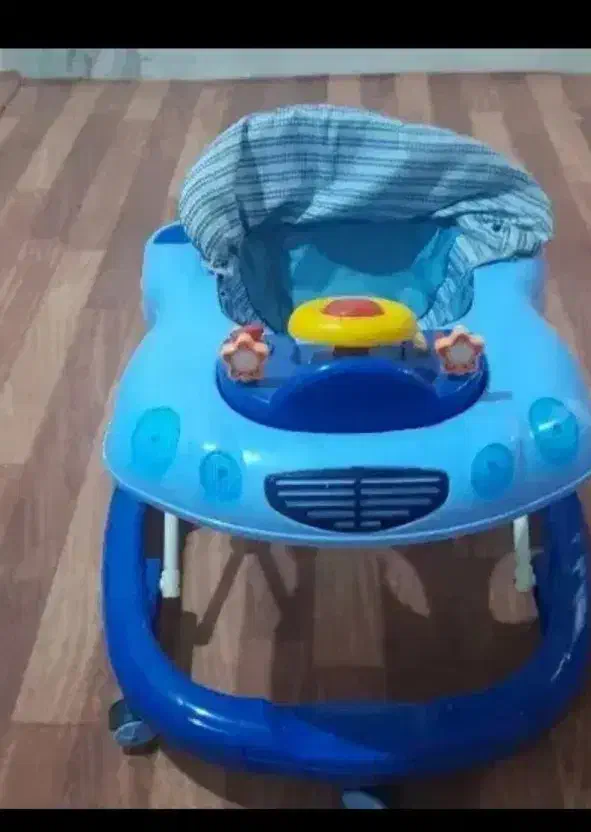 کالسکه و کریر و وروره|کالسکه و لوازم جانبی|خوی, |دیوار