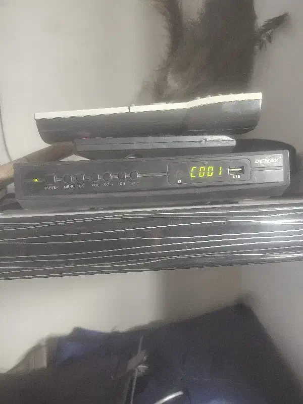 دستگاه گیرنده دیجیتال و تلویزیون|تلویزیون و پروژکتور|تبریز, |دیوار