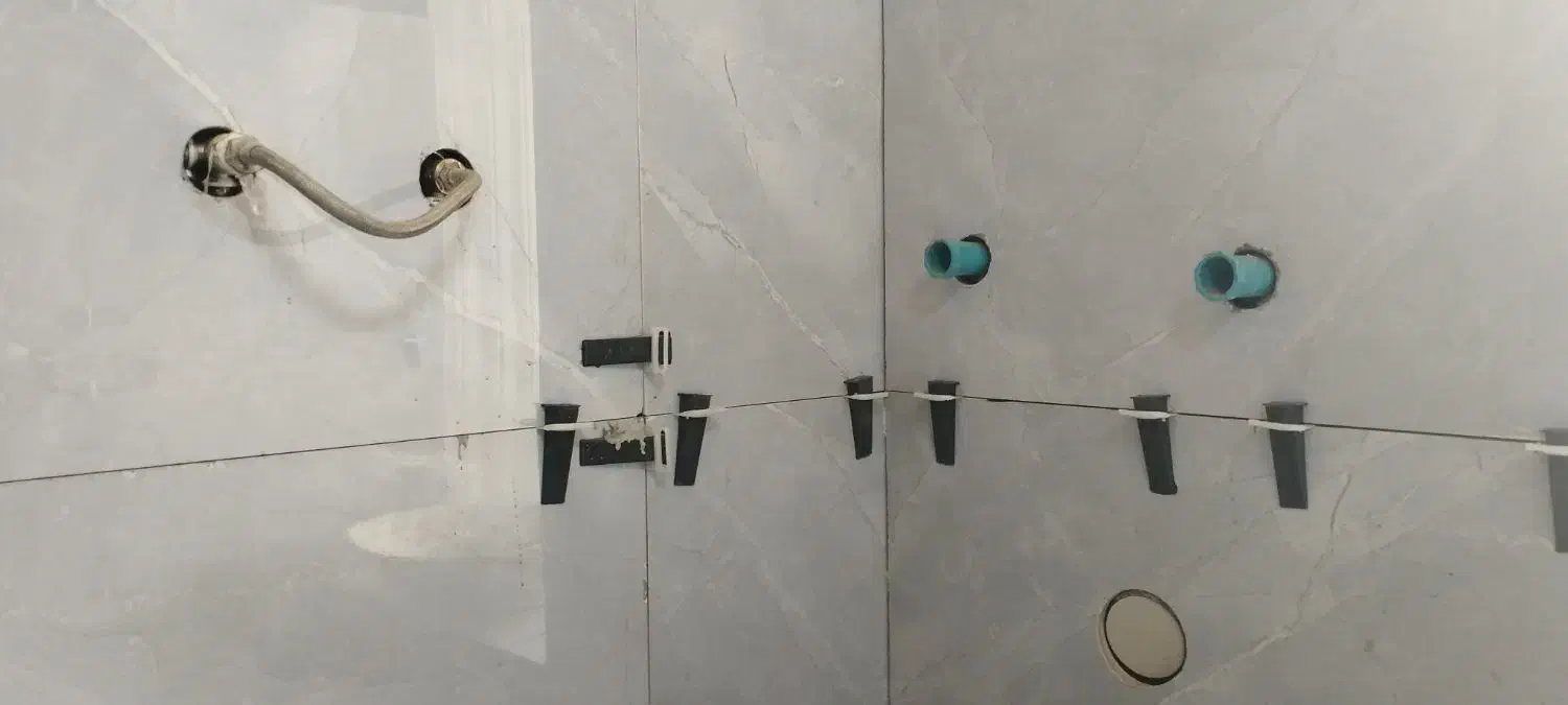 کاشی کاری|خدمات پیشه و مهارت|مهاجران, |دیوار