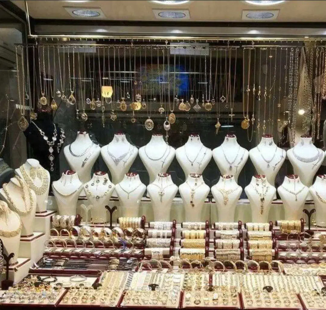 فروش مغازه ۱۵متری خیابان امام داخل پاساژ همکف|فروش مغازه و غرفه|ابهر, |دیوار