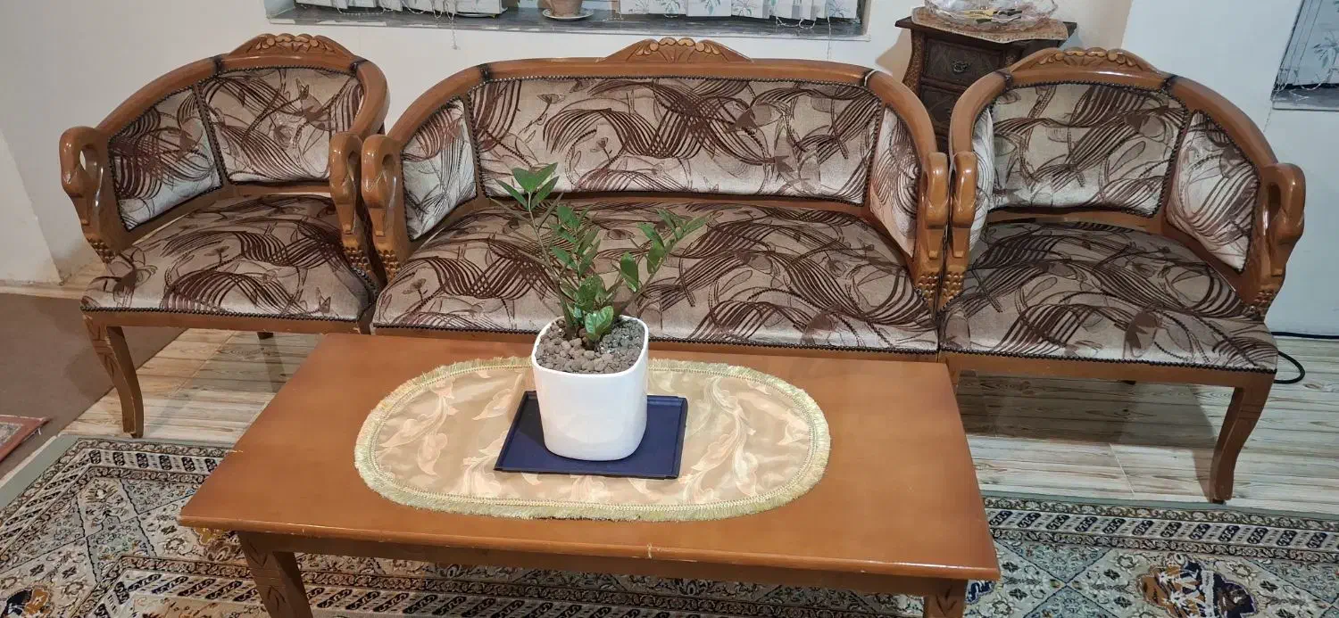 فروش مبلمان ۸ نفره|مبلمان خانگی و میز عسلی|سلماس, |دیوار