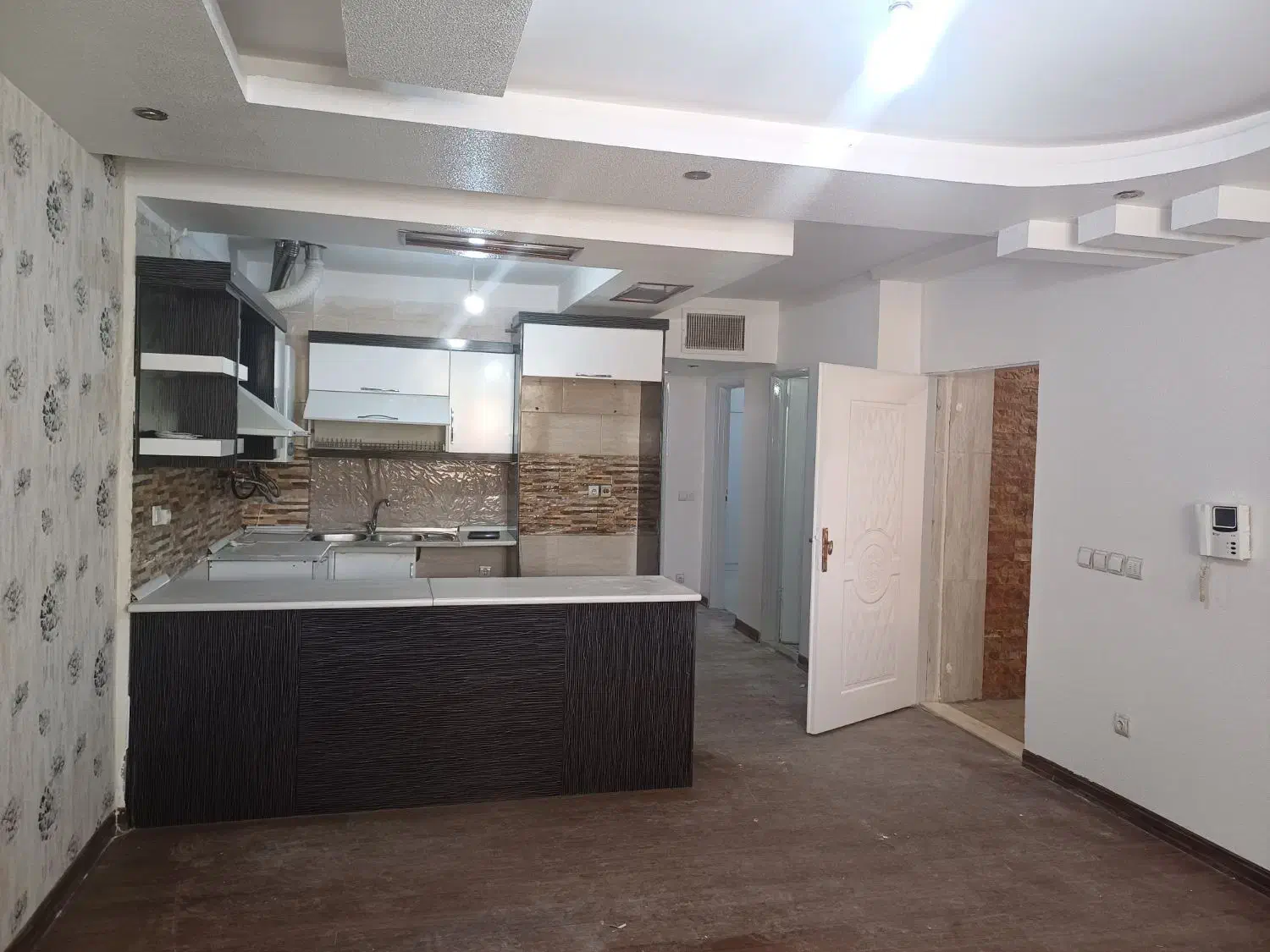 رهن اپارتمان مخابرات|اجارهٔ آپارتمان|شاهین‌شهر, مخابرات (شهید بهشتی)|دیوار