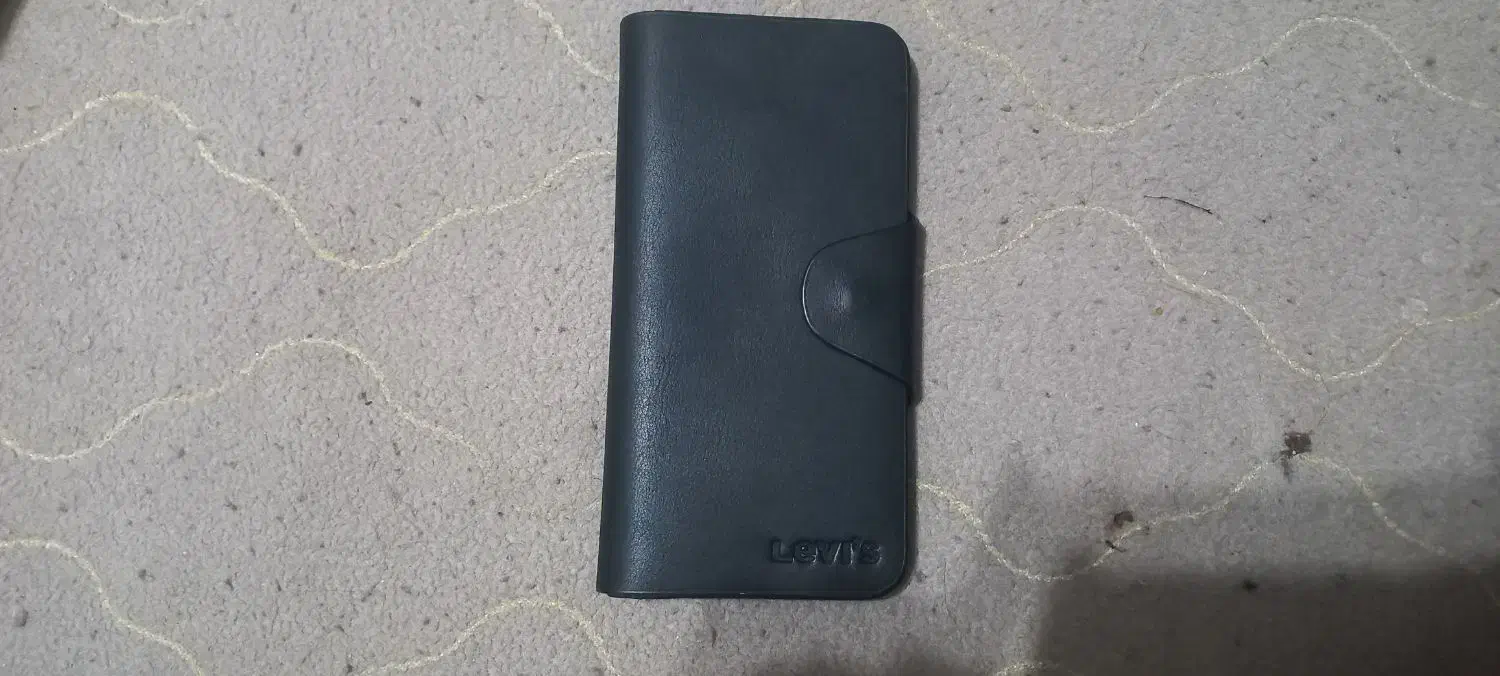 کیف پولی چرم لیوایز|کیف، کفش، کمربند|فولادشهر, مسکن مهر فولادشهر|دیوار