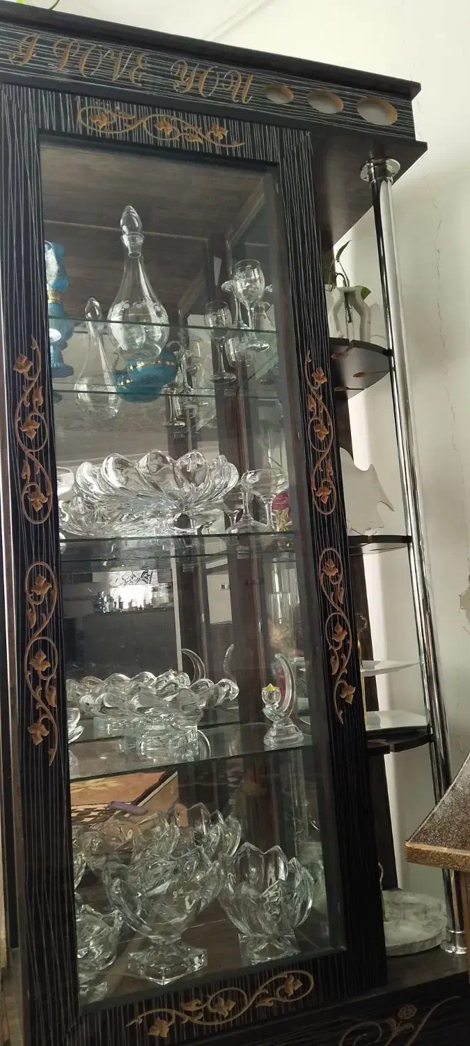 ویترین و میز تلویزیون|بوفه، ویترین، کنسول|ازنا, |دیوار