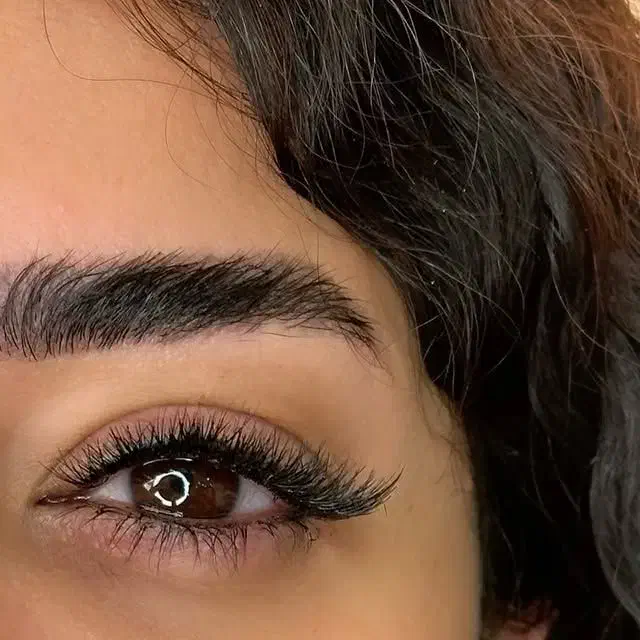 کاشت مژه با ۵۰٪ تخفیف|خدمات آرایشگری و زیبایی|اصفهان, کوجان|دیوار