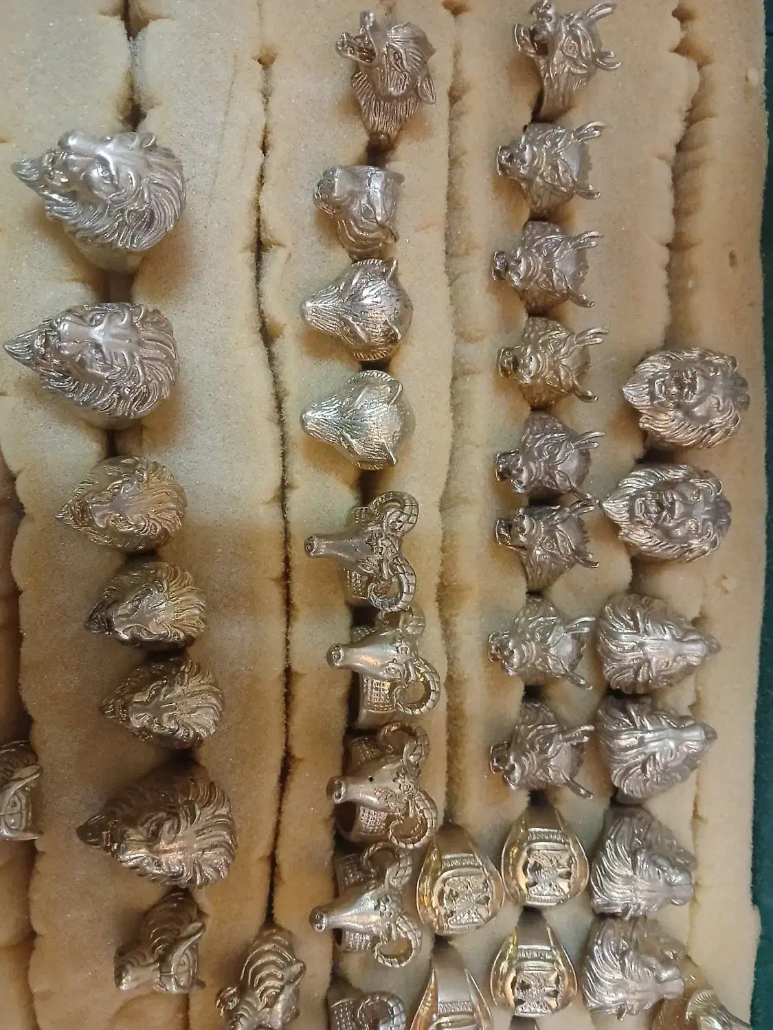 انگشتر برنجی ب صورت عمده|بدلیجات|بروجرد, |دیوار