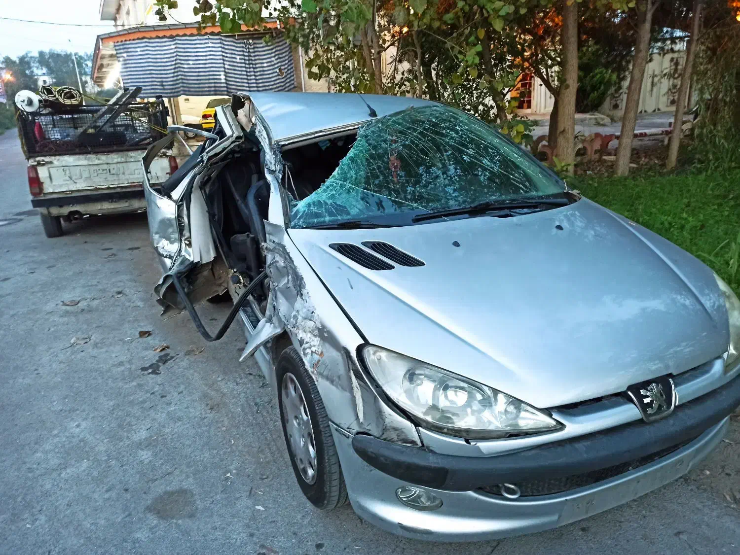 تصادفی 84|خودرو سواری و وانت|بندر انزلی, سپه|دیوار