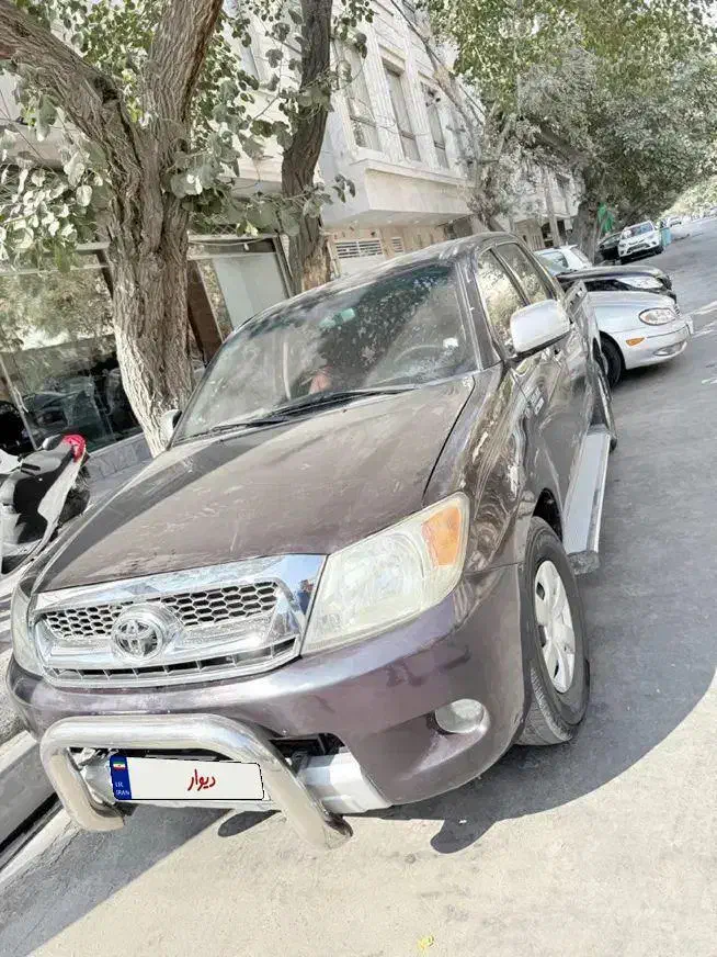 هایلوکس ۲۰۰۶ پا کوتاه موتور۲۷۰۰|خودرو سواری و وانت|مشهد, امام رضا (ع)|دیوار