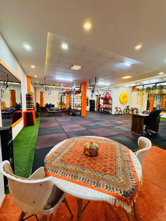 کرایه باشگاه ورزشی (هوم جیم خصوصی)|اجارهٔ کوتاه‌مدت دفتر کار و فضای آموزشی|کرمان, |دیوار