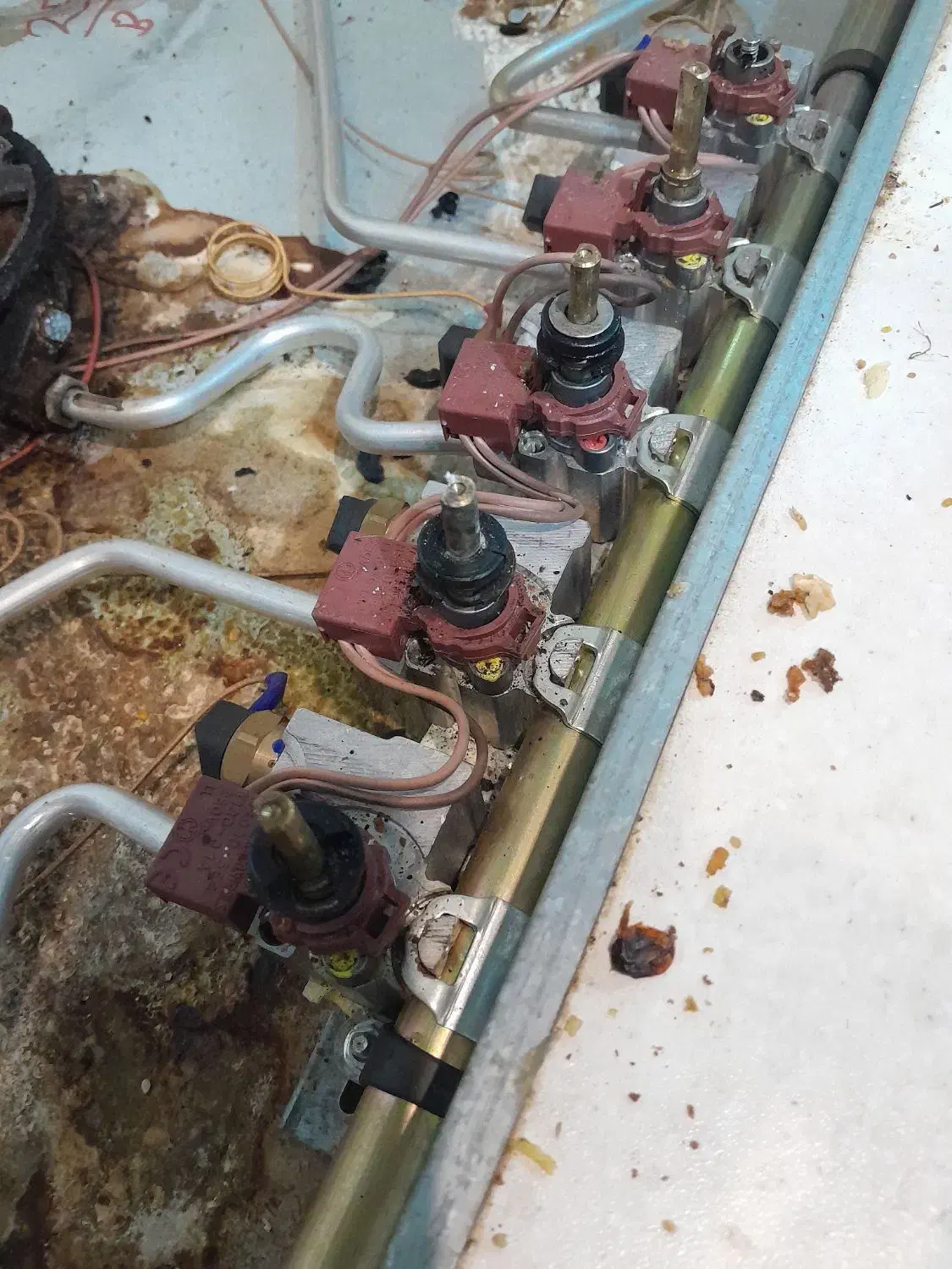 فروش .سرویس انواع بخاری . ابگرمکن.اجاق گازرومیزی|خدمات پیشه و مهارت|کرج, برغان|دیوار