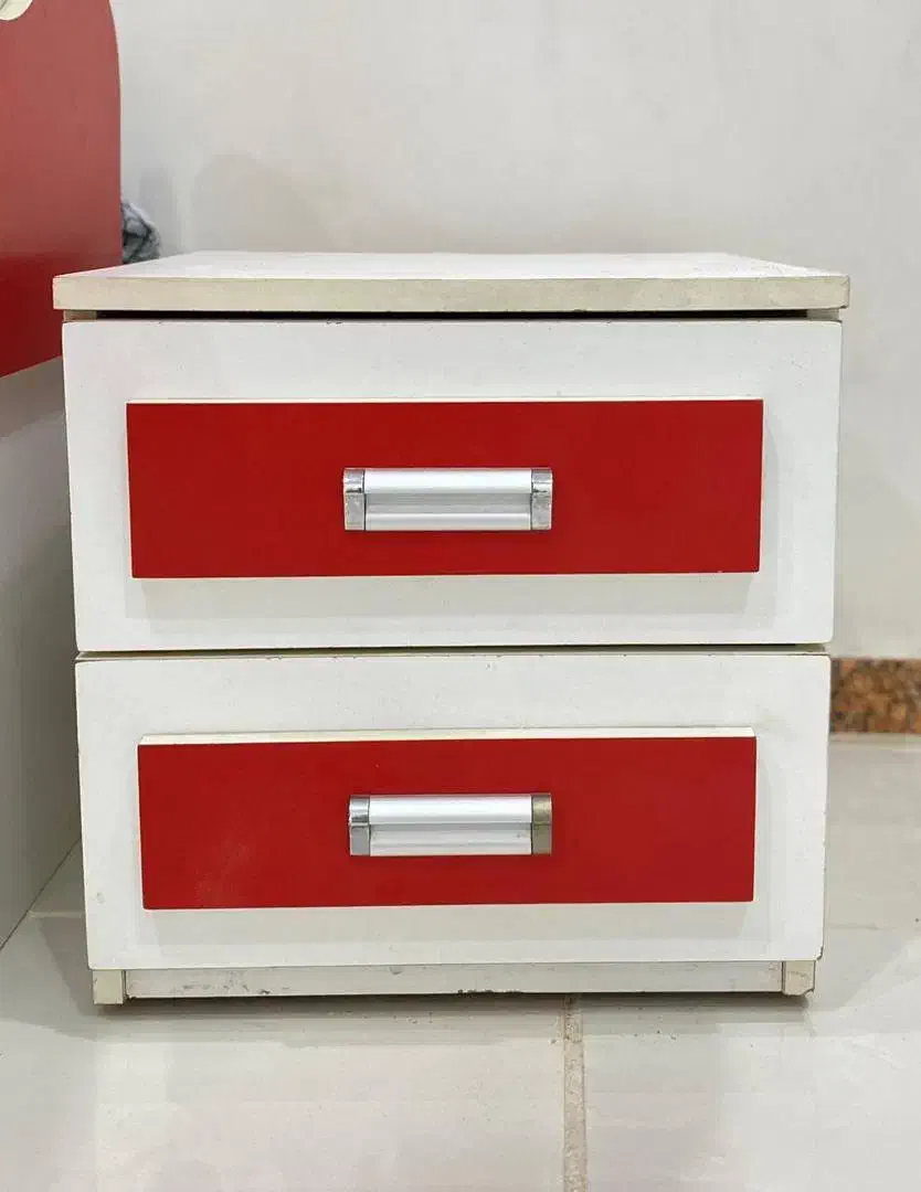 میز آرایش|بوفه، ویترین، کنسول|رشت, یخسازی|دیوار