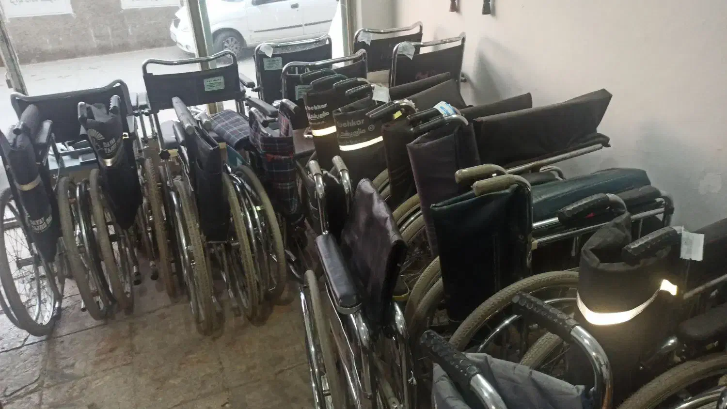اجاره ، فروش ، خرید انواع ویلچر  و|آرایشی، بهداشتی، درمانی|اصفهان, پوریای ولی|دیوار