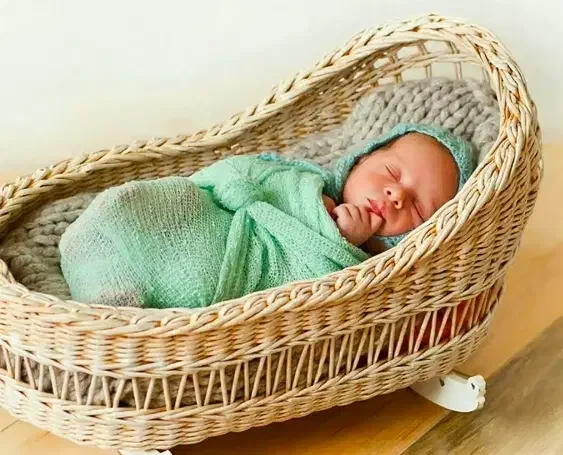 گهواره حصیری نوزاد|صنایع دستی و سایر لوازم تزئینی|اهواز, نادری|دیوار