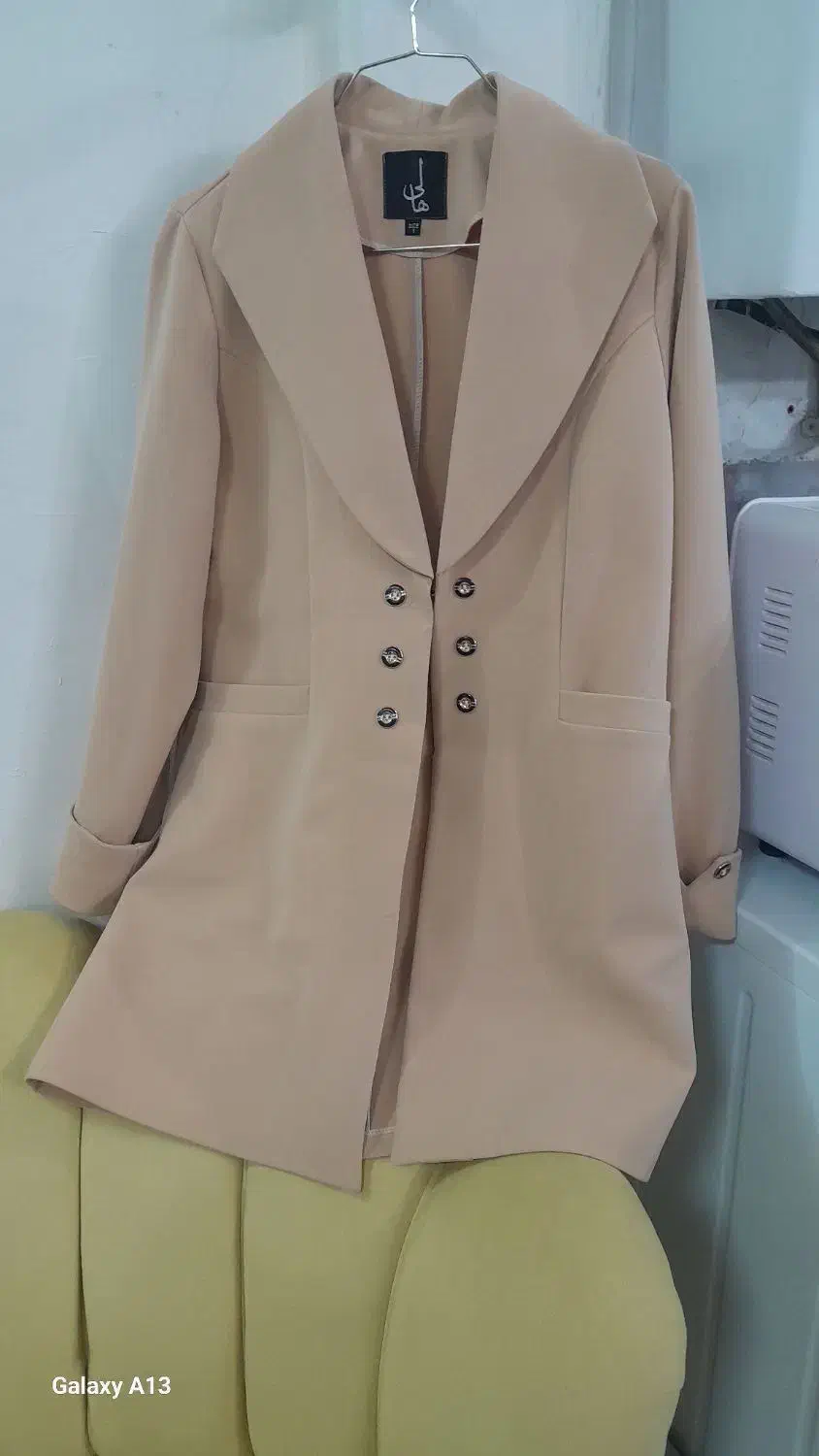 کت خیلی نو|لباس|بروجرد, |دیوار