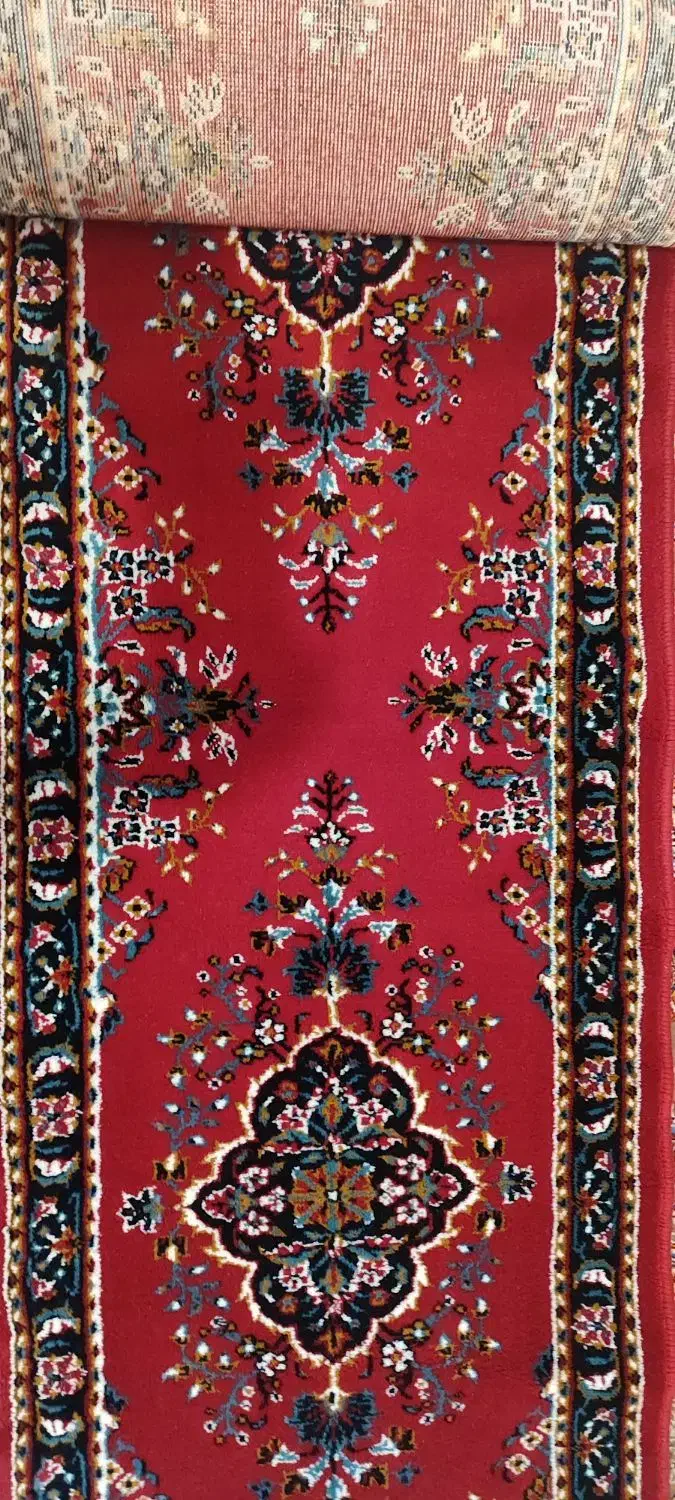 کناره لاکی نیم متر در چهار|فرش|قدس, شهرقدس|دیوار