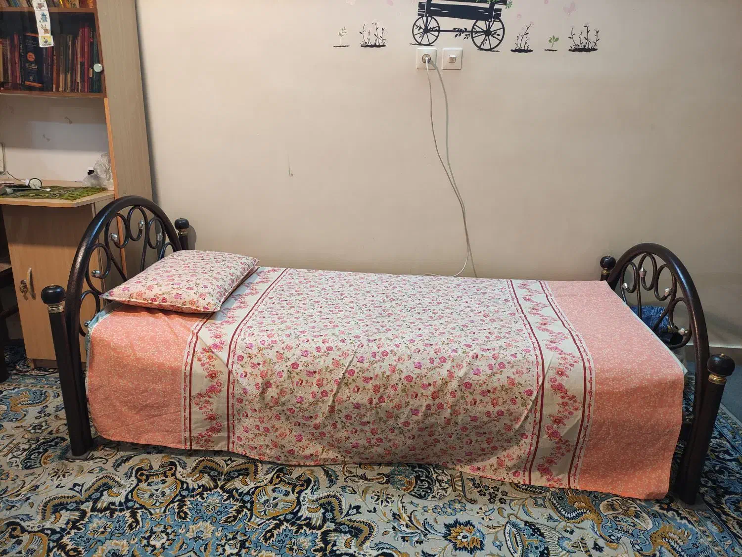 تخت فرفوژه|تخت و سرویس خواب|خمینی‌شهر, |دیوار