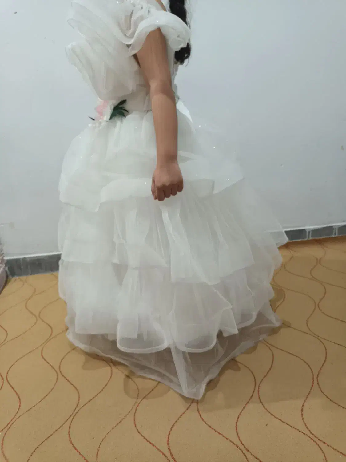 لباس عروس دخترانه|کفش و لباس بچه|ساوه, |دیوار