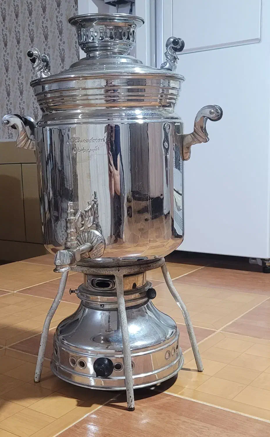 سماور گازی اصل  اکبر برادران ۳۰ لیتری|سماور، چای‌ساز، قهوه‌ساز|خرم‌آباد, |دیوار