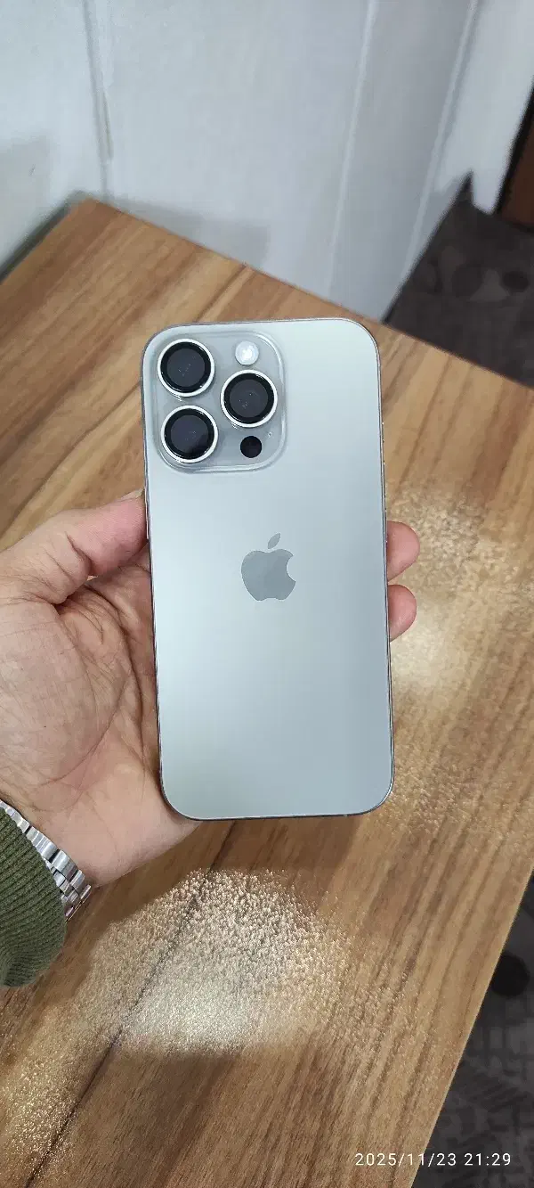 ایفون ۱۶ پرو در حد رنگ نچرال|موبایل|قم, باغ کرباسی|دیوار