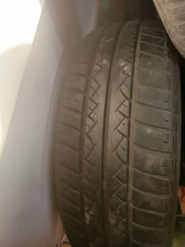 لاستیک ۱۴ بارز ۷۰ درصد|قطعات یدکی و لوازم جانبی|محمدشهر, شهرک پیام (مهرالبرز)|دیوار