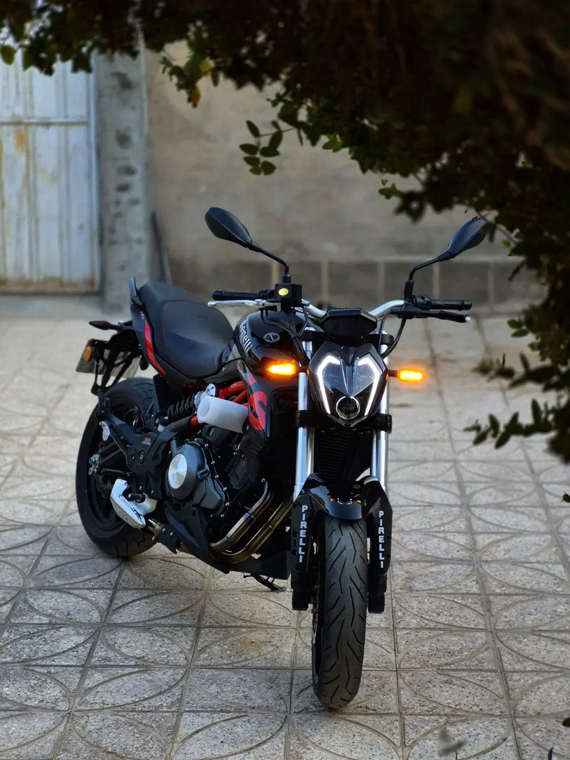 بنلی ۳۰۰ جفت مدل ۴۰۲|موتورسیکلت|فردوس (خراسان), |دیوار