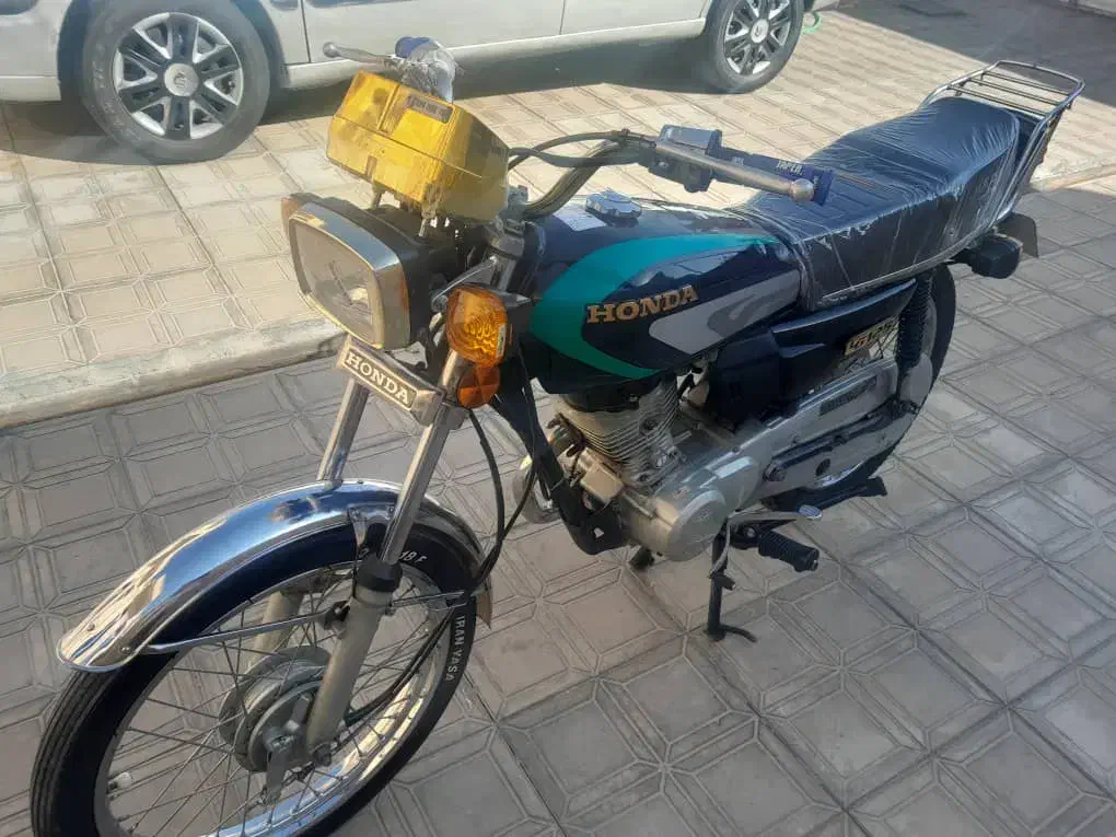 فروش موتور سیکلت ۱۲۵مدارک کامل|موتورسیکلت|شاهین دژ, |دیوار