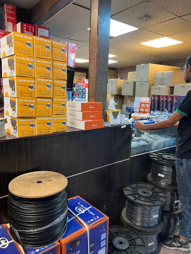 نصب و فروش انواع دوربین مداربسته و دزدگیر اماکن|دوربین مداربسته|رباطکریم, رباطکریم|دیوار