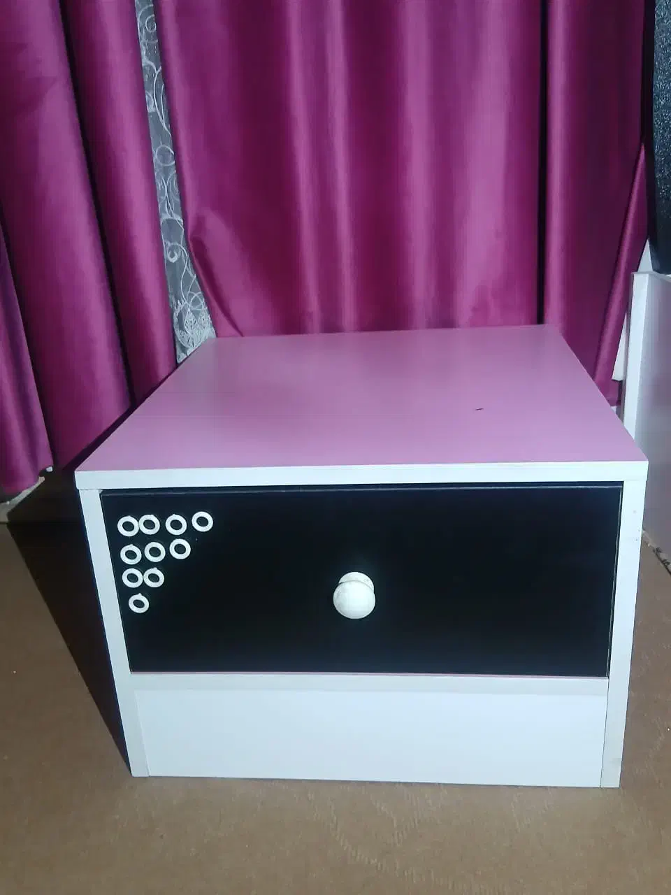 فروشی|تخت و سرویس خواب|لار, |دیوار