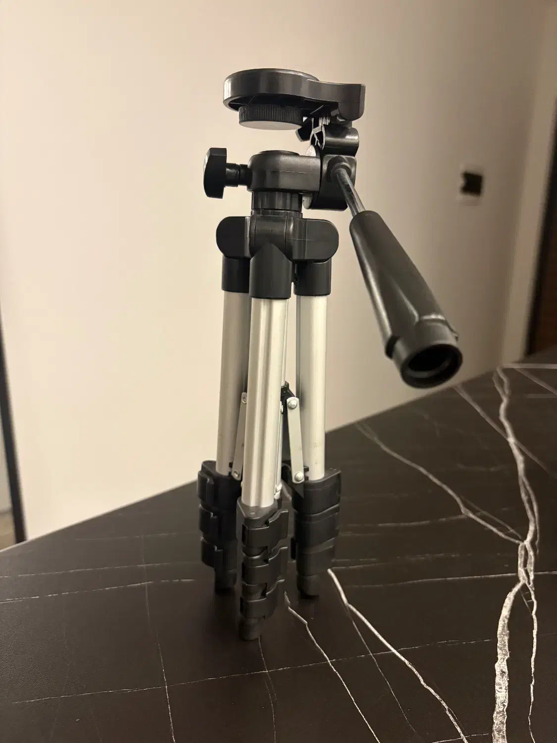 پایه عکاسی|دوربین عکاسی و فیلمبرداری|نوشهر, |دیوار