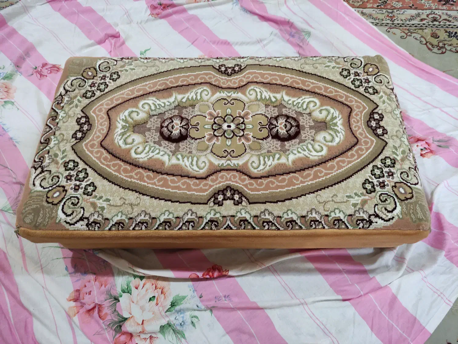 2 عدد پشتی نو و تمیز|پشتی|بندرعباس, |دیوار