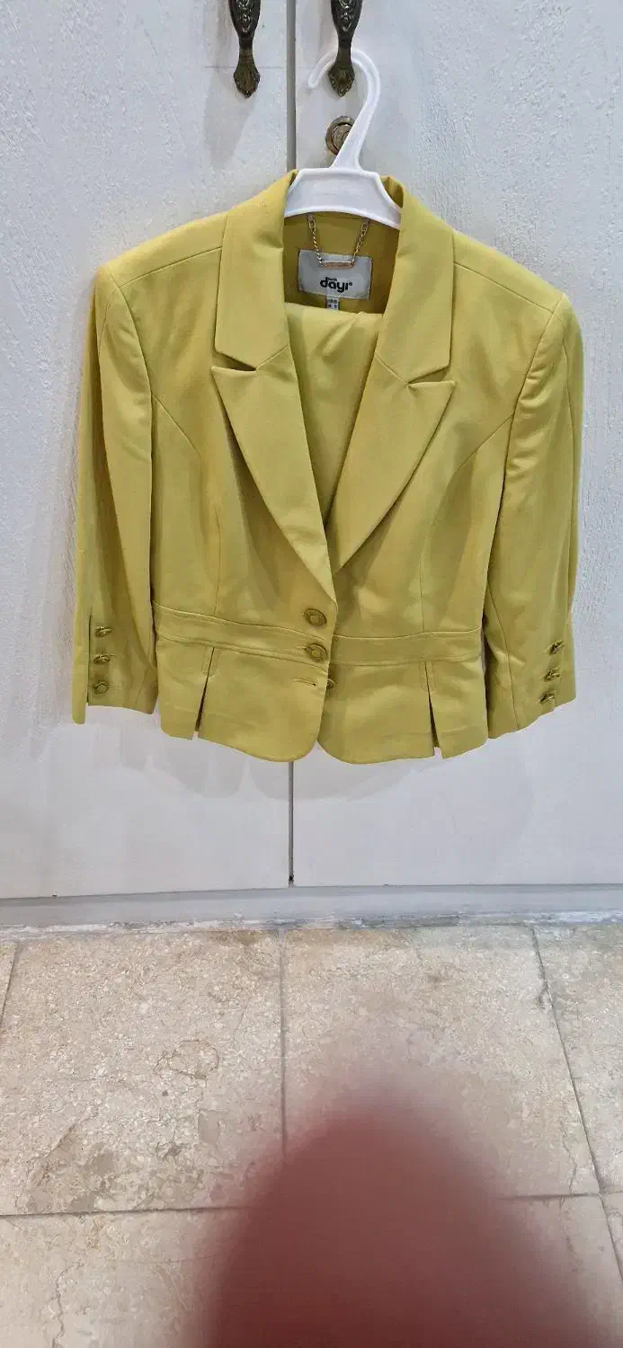 کت و دامن مارک دایی|لباس|تهران, مینای شمالی (مخبر)|دیوار