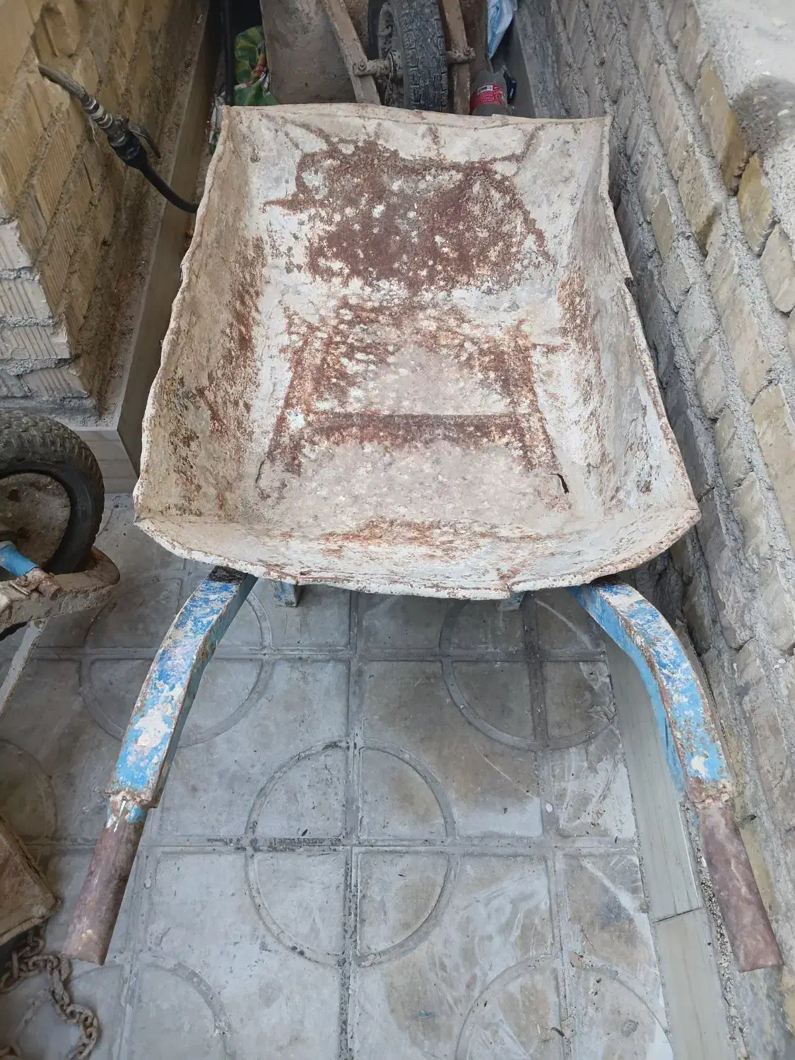 سه فرغون دست دوم|مصالح و تجهیزات ساختمان|شیراز, کیان آباد|دیوار