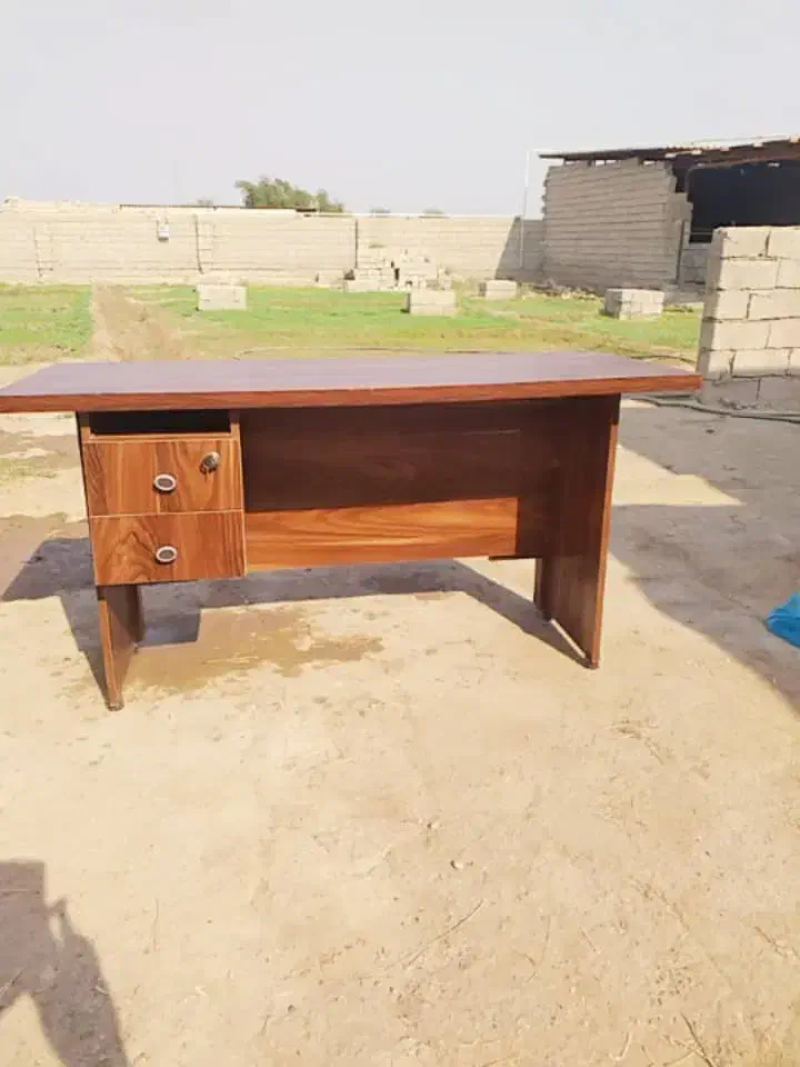 میز و صندلی نو و شیک|دفتر کار|کرخه, |دیوار