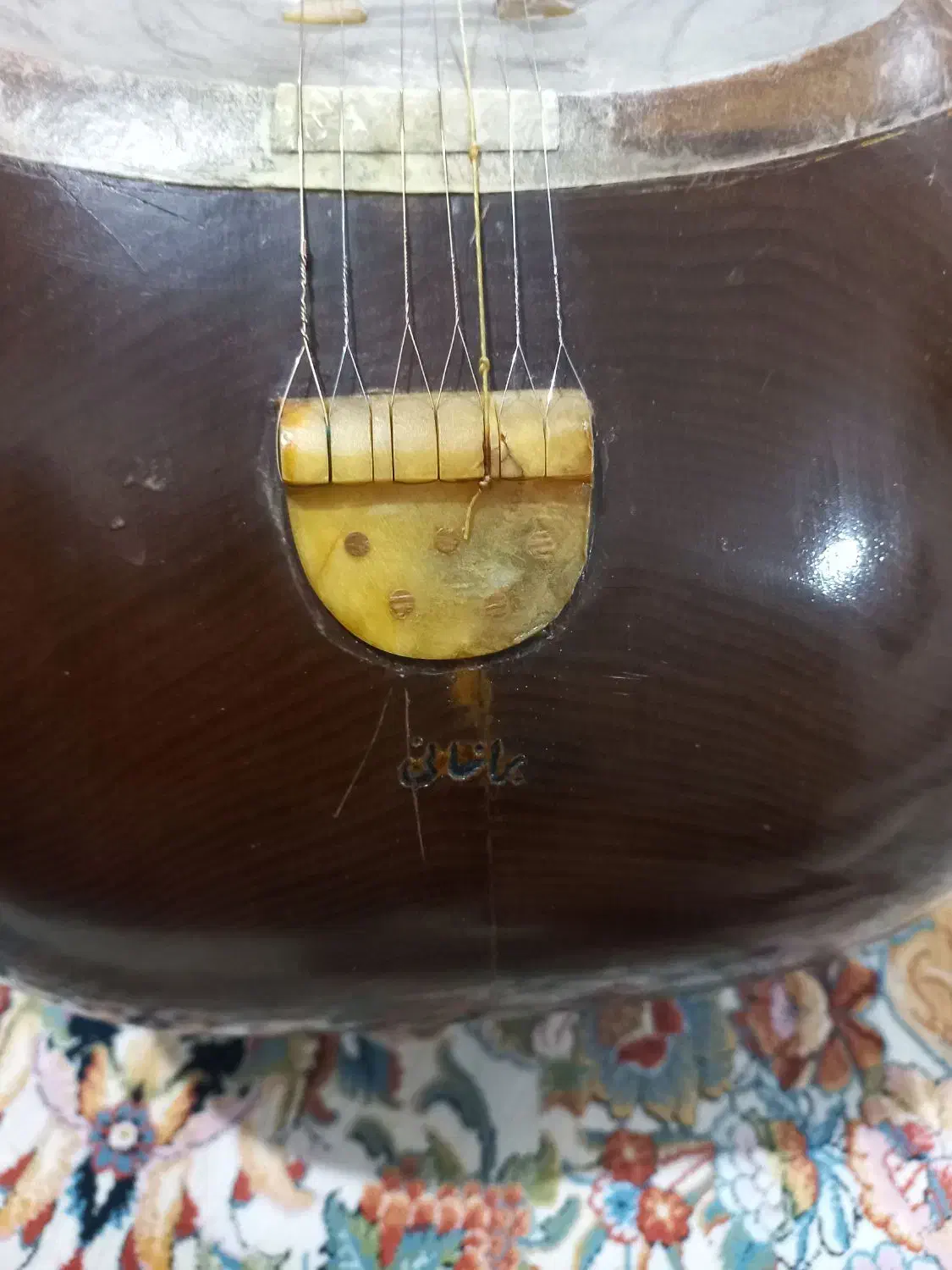 تار براخانی|سازهای سنتی|کرمانشاه, |دیوار