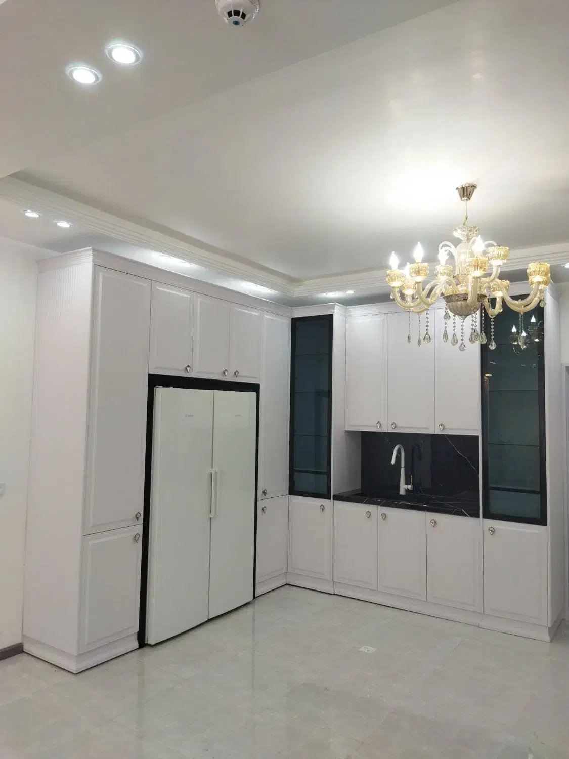 طراحی و اجرای تخصصی انواع کابینت کمد و مصنوعات|جاکفشی، کمد، دراور|میانه, |دیوار