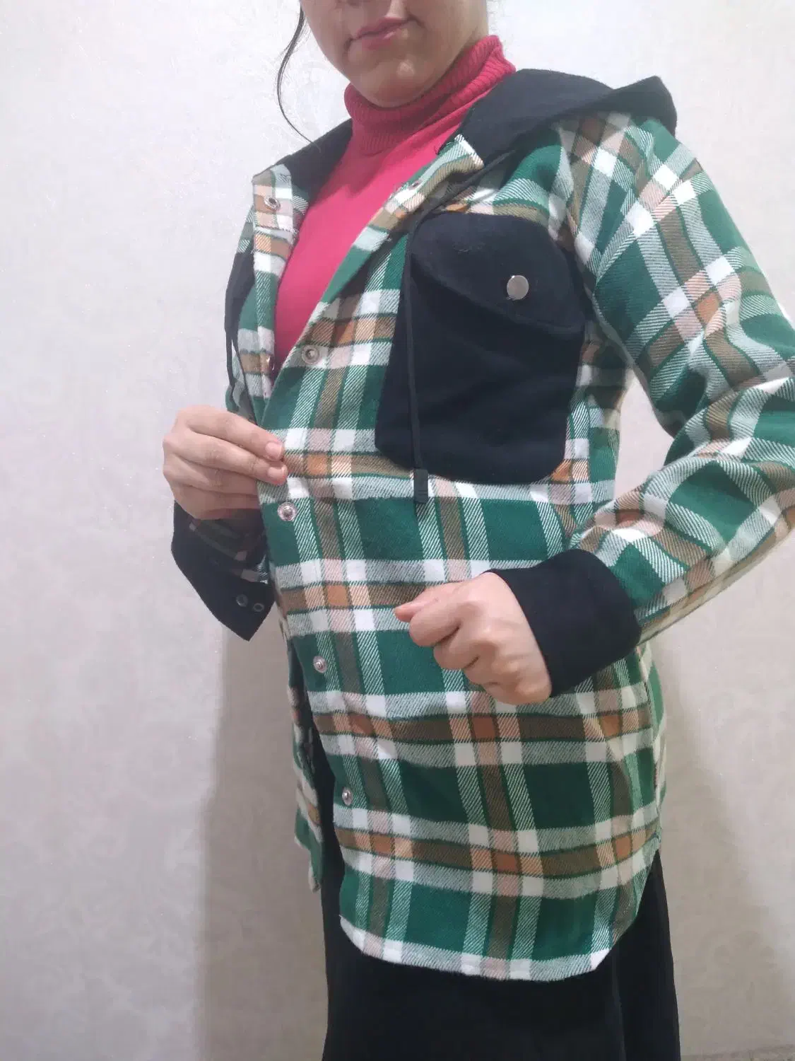 مانتو|لباس|رشت, گلزاران|دیوار