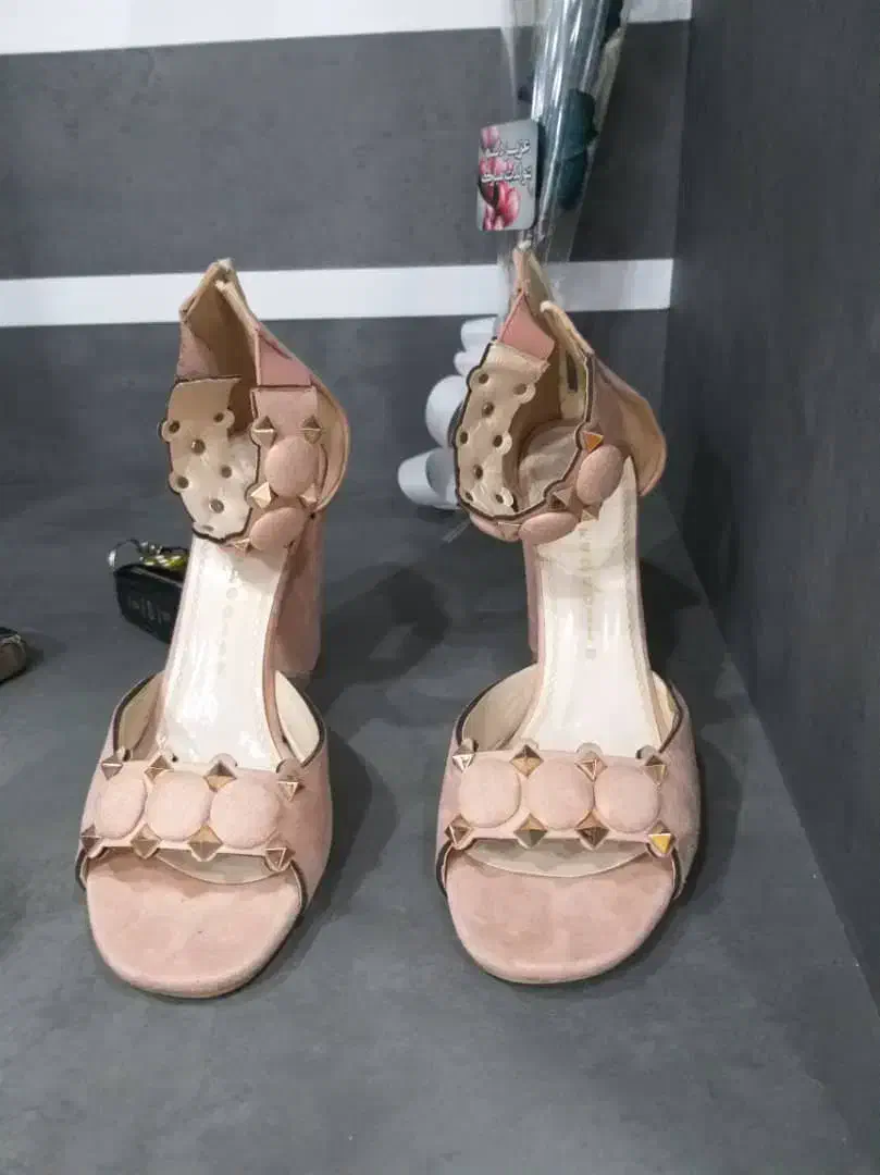 کفش سایز۳۹|کیف، کفش، کمربند|اهواز, فاز ۵ پاداد|دیوار