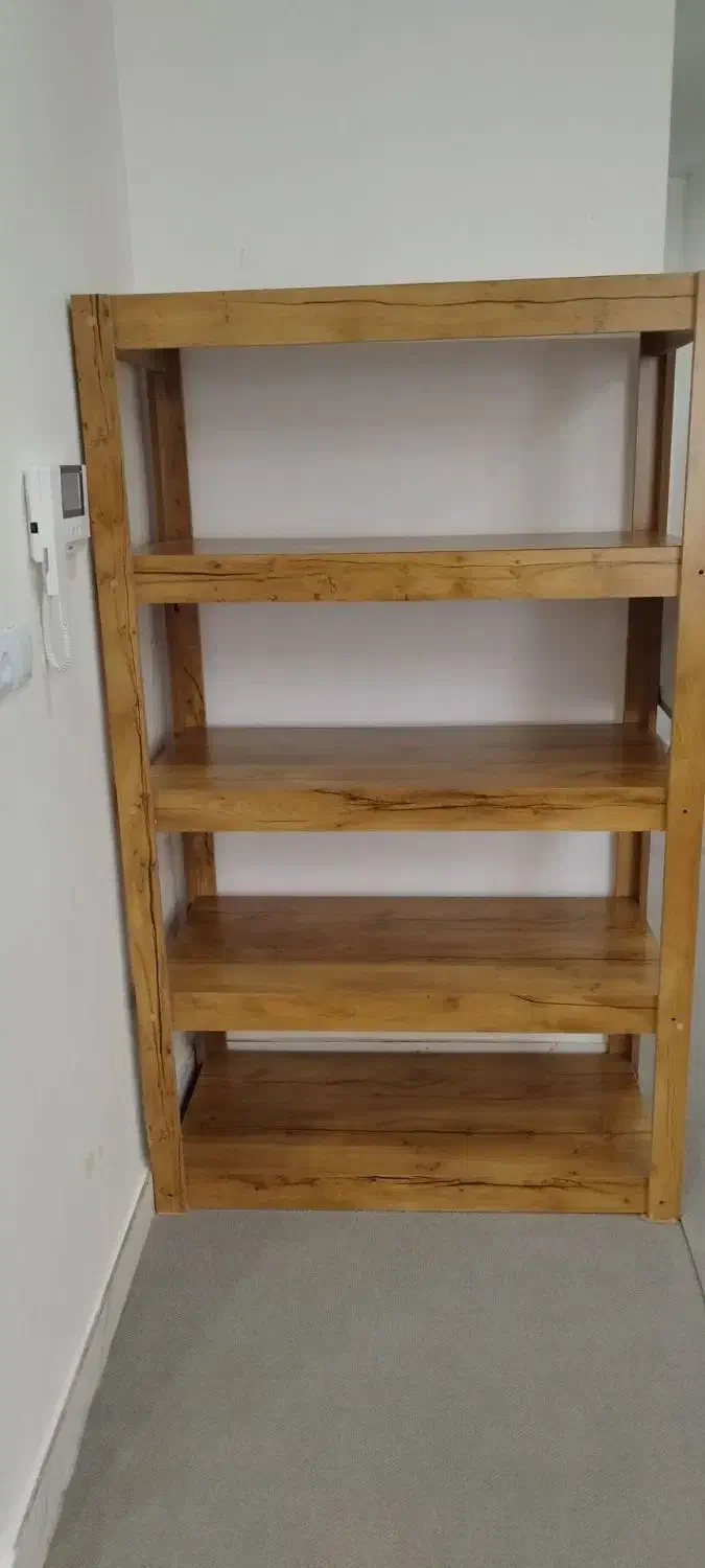 قفسه چهارطبقه|کتابخانه، شلف، قفسههای دیواری|رشت, کوی امام رضا|دیوار