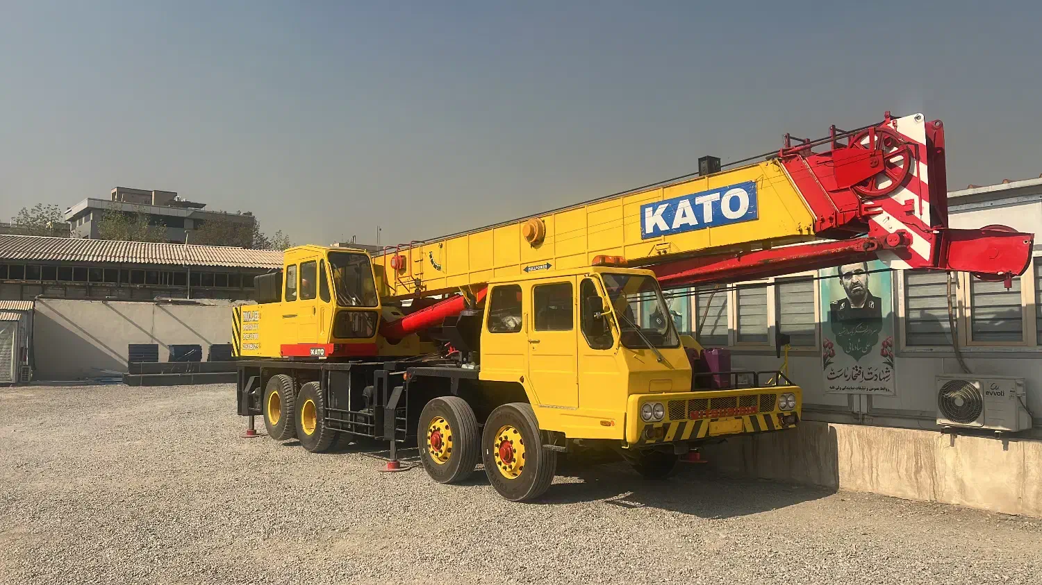 اجاره جرثقیل ۱۰-۲۰-۳۵-۵۰تن روزانه و ماهیانه|خدمات حمل و نقل|تهران, الهیه|دیوار