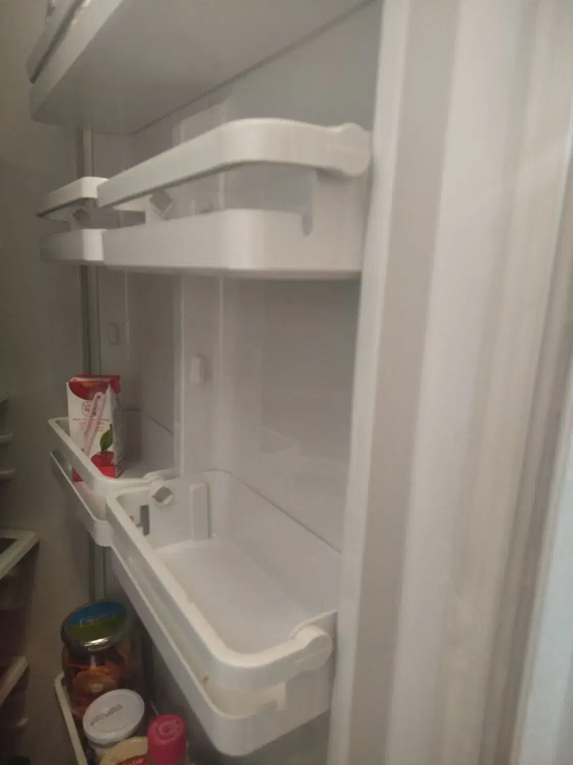 یخچال سفید|یخچال و فریزر|گرمدره, |دیوار