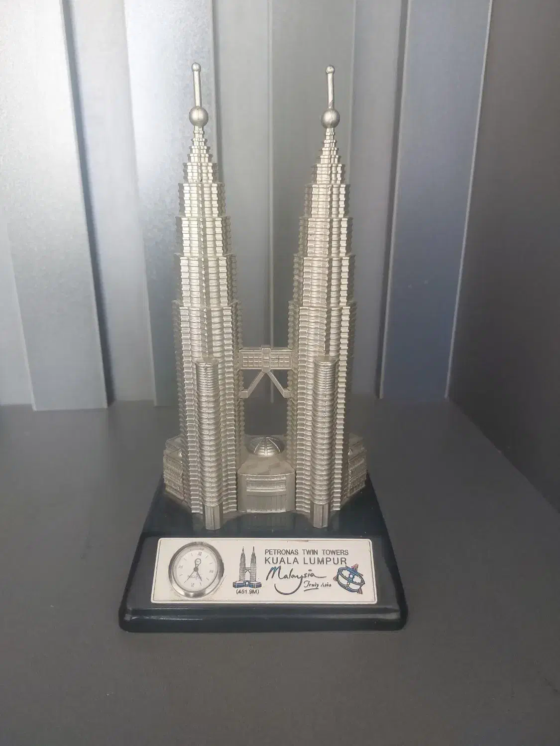 ماکت برج های دوقلو مالزی|مجسمه، تندیس، ماکت|پرند, فاز ۰|دیوار